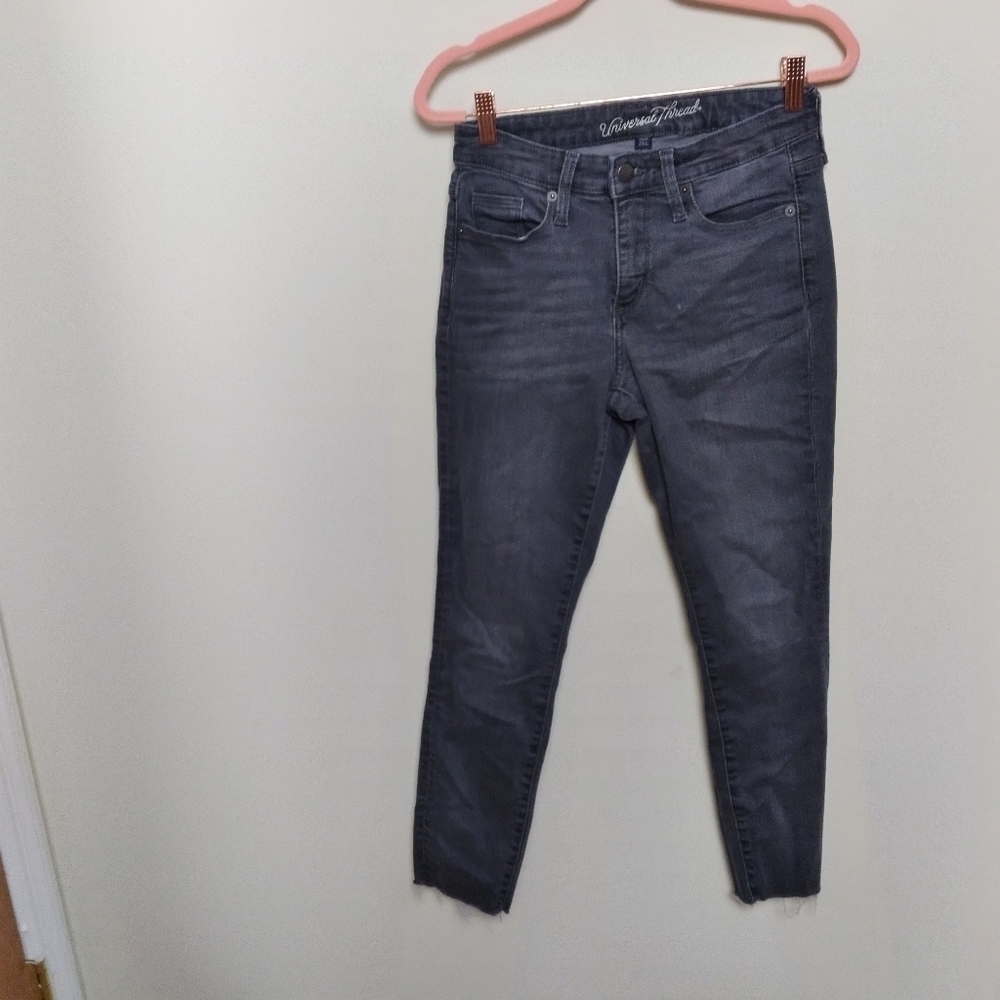 Universal Thread Gray Raw Hem High Rise Skinny Crop Jeans Size 0 / 25